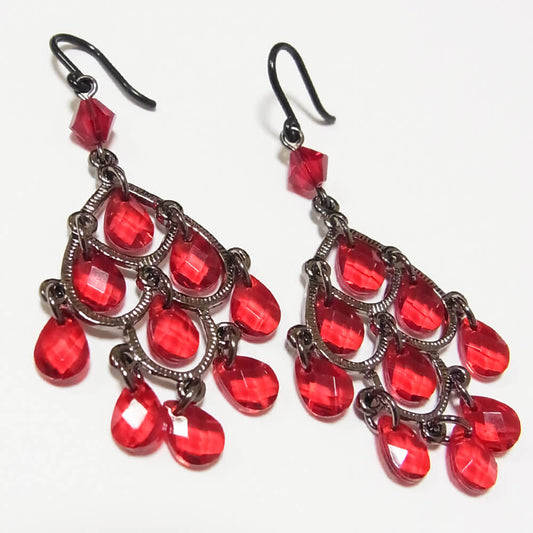 【ノンアレルギー】レッド クリスタル シャンデリア ピアス 樹脂ポスト