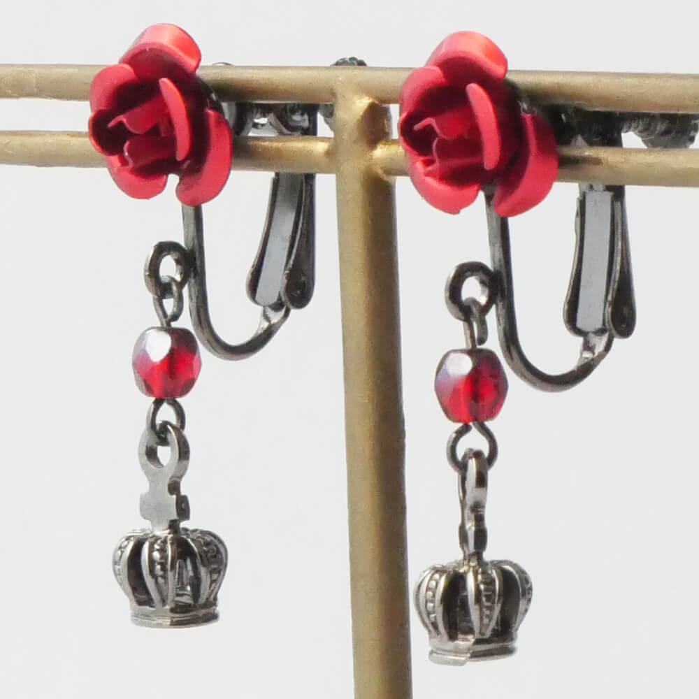 【ローズガーデン】赤薔薇 王冠 レッドローズ クラウン イヤリング