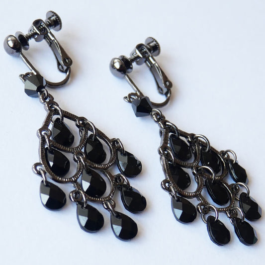 【ゴシック】ブラック クリスタル シャンデリアイヤリング