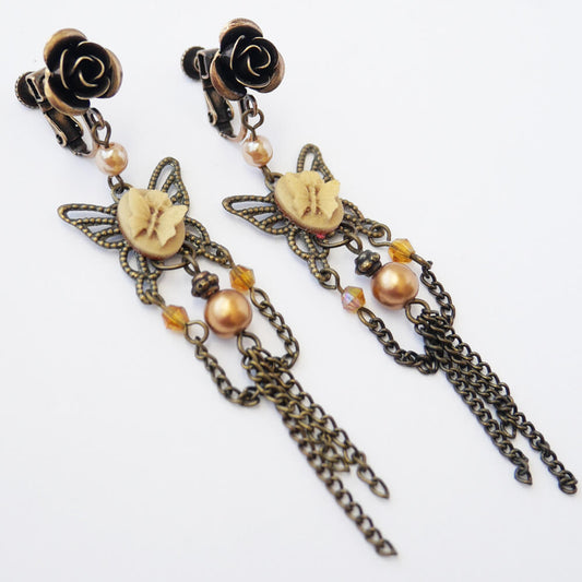 アンティーク ローズ 蝶 カメオ イヤリング