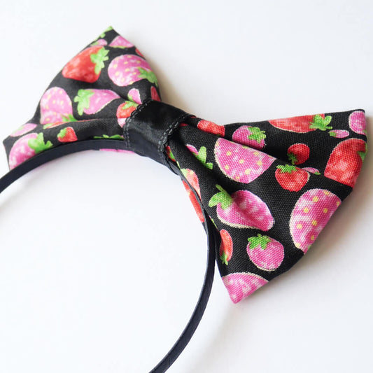 カチューシャ イチゴ リボン 苺 ゴスロリ