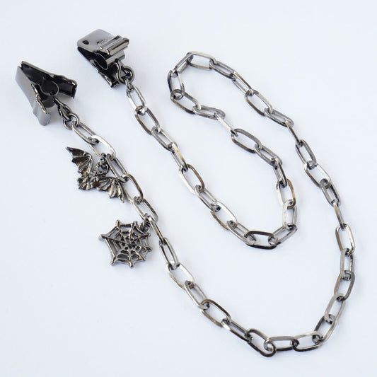 風で飛ばない様に 帽子止め ハットクリップ 便利グッズ ハロウィン 蝙蝠 蜘蛛の巣