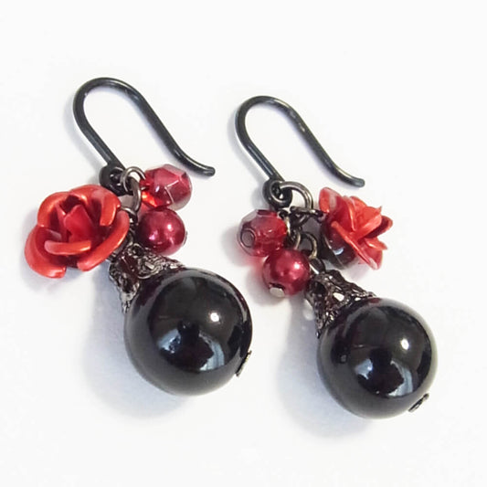 【ノンアレルギー】赤薔薇 黒玉 レッド ローズ ブラック ボール ピアス ゴスロリ