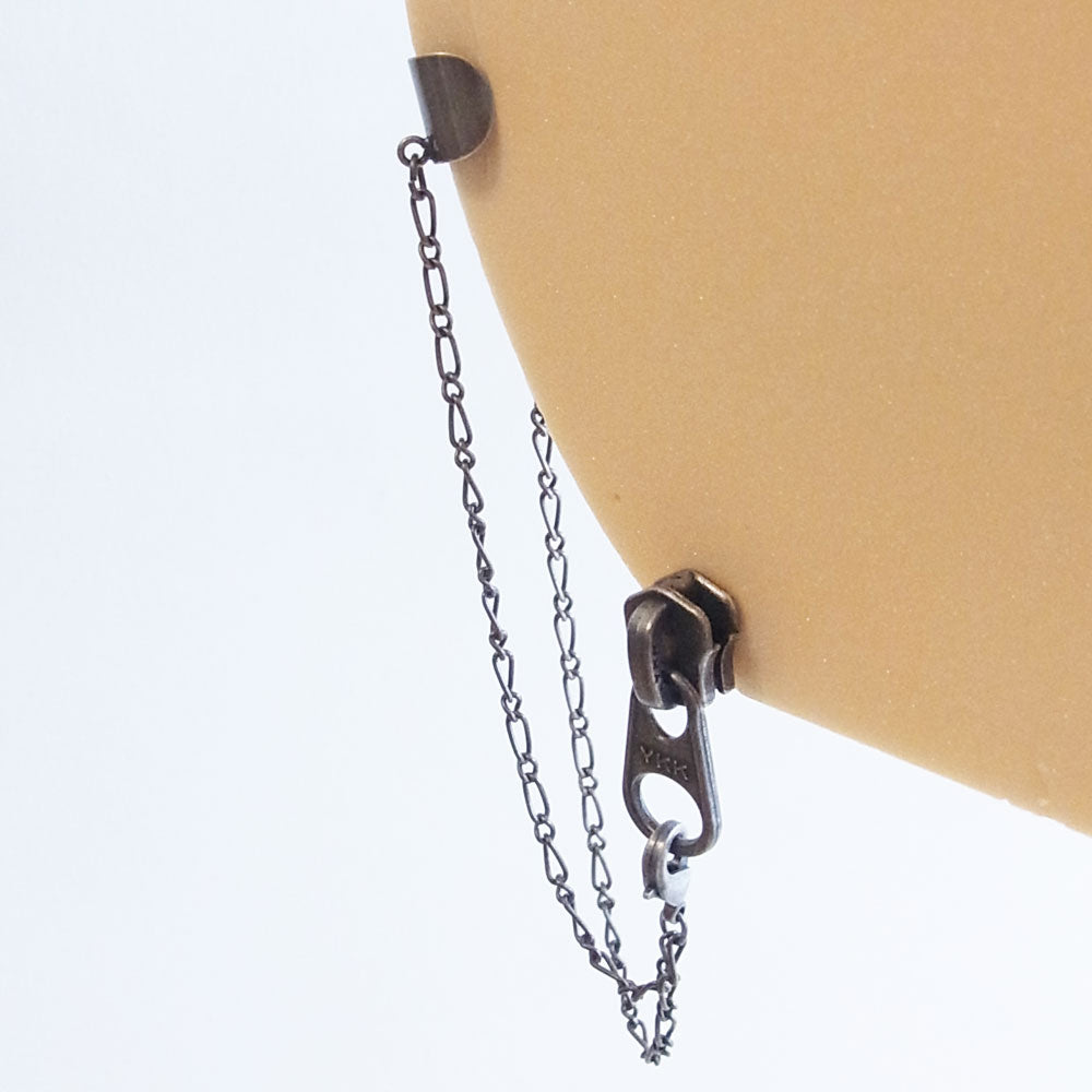 【パンク系】イヤカフ ダブル チェーン&ファスナー ピアス (片耳タイプ)