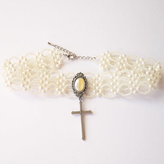 ホワイト パール ビーズ チョーカー アンティーク クロス 十字架