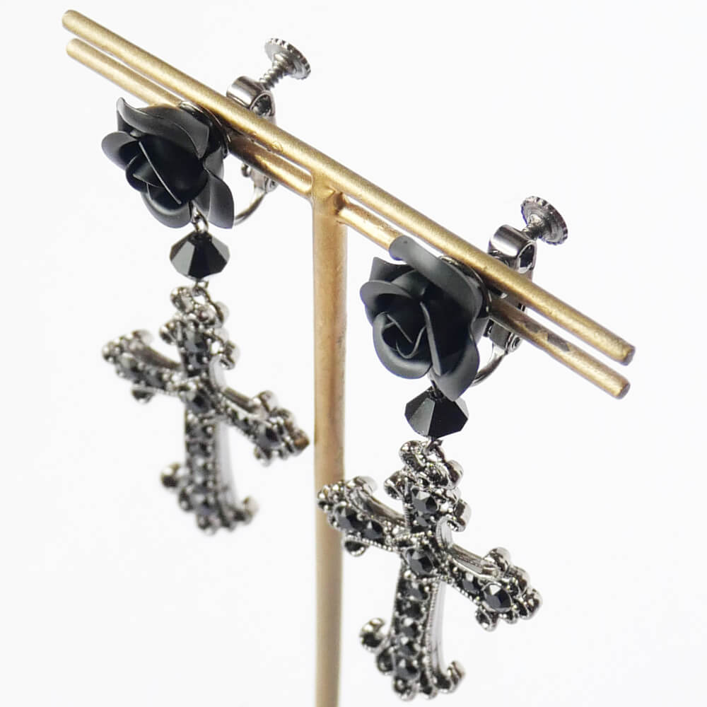 イヤリング 薔薇 十字架 ブラック パープル レッド ローズ クロス ゴスロリ 黒 紫 赤