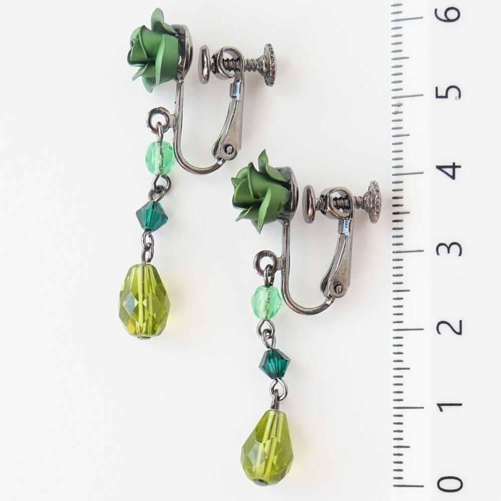 緑薔薇 グリーン ドロップ イヤリング