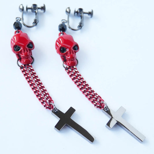 ドクロイヤリング