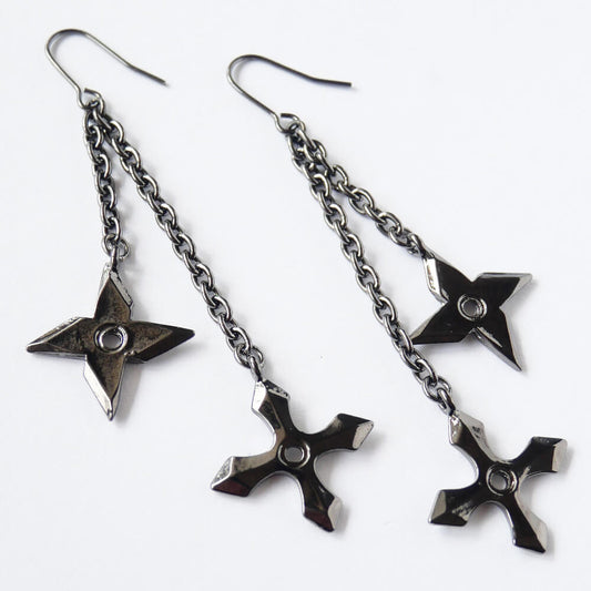 手裏剣 二種 鎖 ピアス 黒鉄 ガンメタ