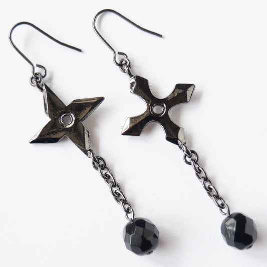 手裏剣 二種 黒石 ピアス