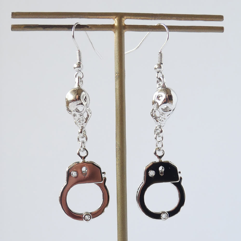 髑髏 手錠 パンク ピアス シルバーカラー