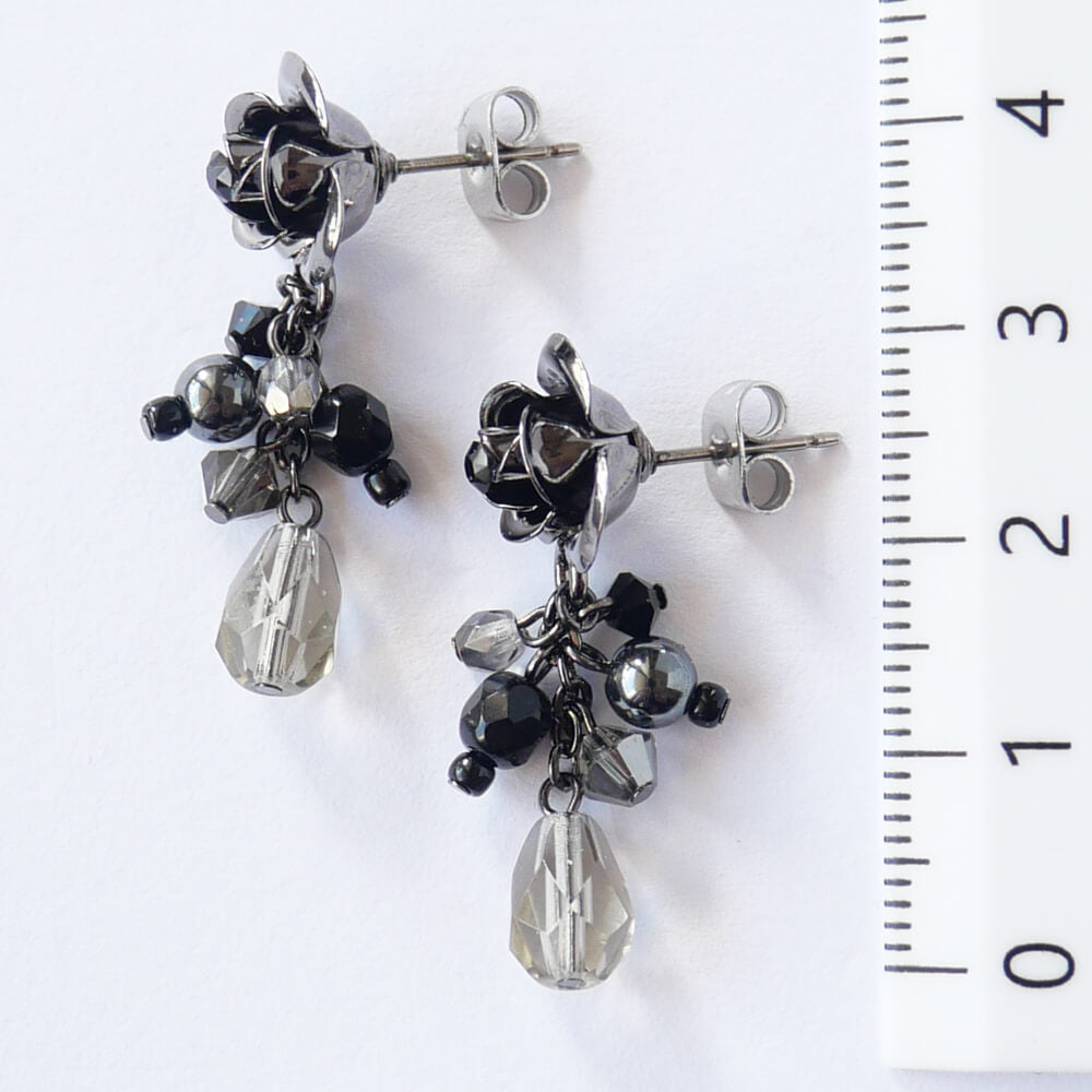 【ローズガーデン】黒 薔薇 ブラック パール クリスタル ピアス