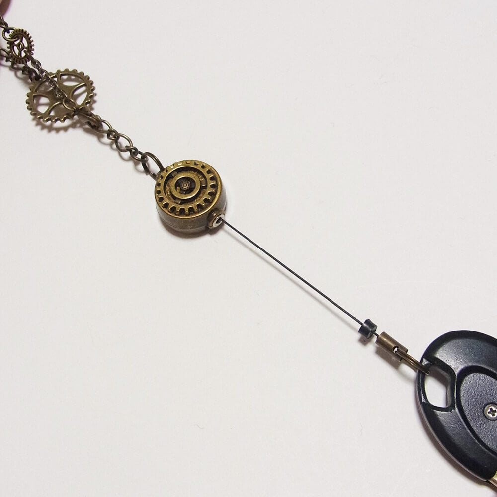 【steampunk】歯車 スチームパンク リール キーホルダー 鍵 伸びる ワイヤー バッグ チャーム