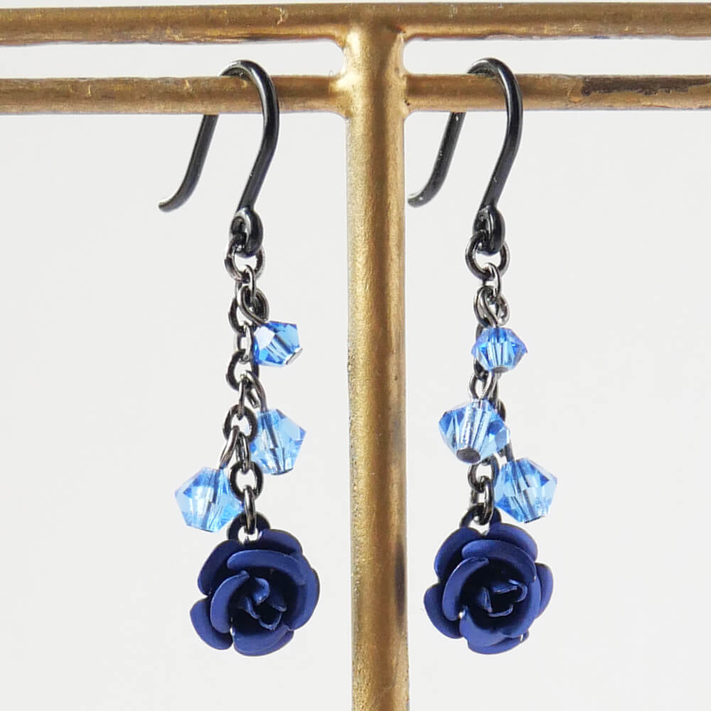 [Hypoallergenic] Gunmetal Mini Rose Stud Earrings