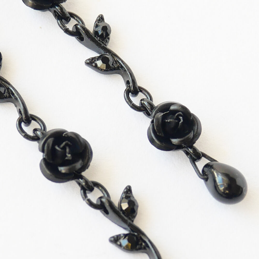 樹脂ポスト ロングピアス 黒塗装 ブラックローズ