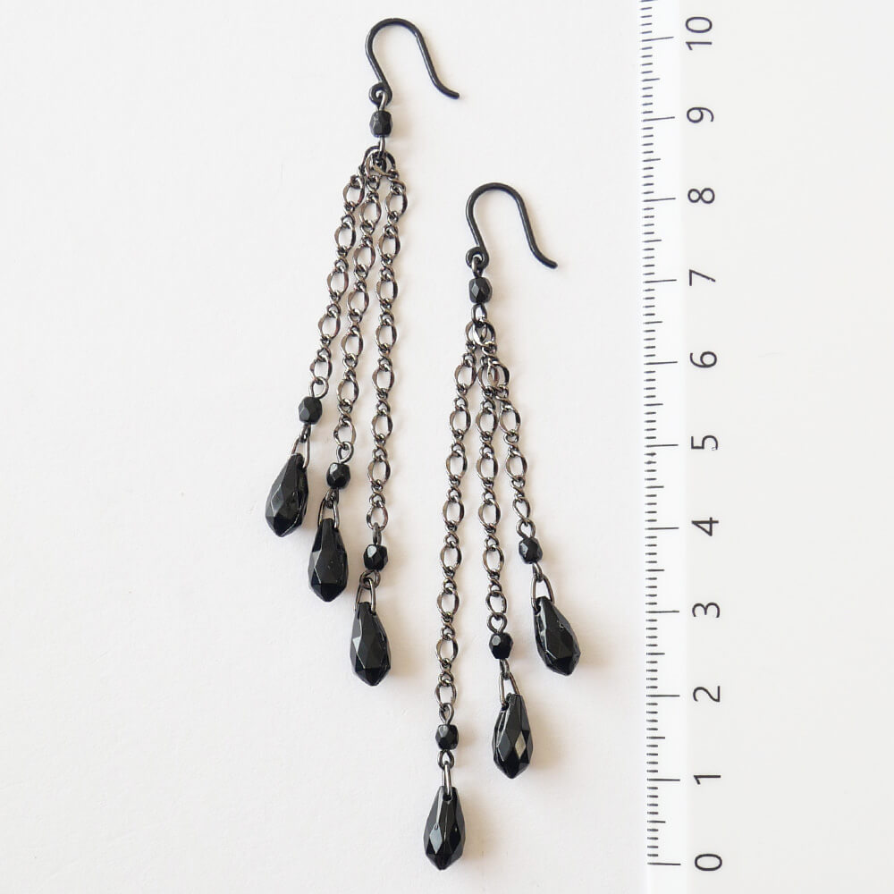 【樹脂ポスト】黒 ブラック 3チェーン ロング ゴシック ピアス ノンアレルギー