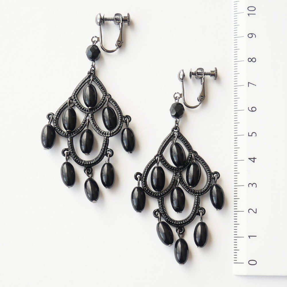 ブラック シャンデリア イヤリング