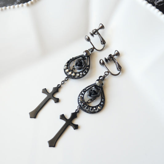 黒薔薇 ロングクロス ゴシックイヤリング ブラックローズ＆クロス