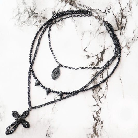 ブラック クロス ドクロ マリア 3連 ネックレス 十字架 髑髏