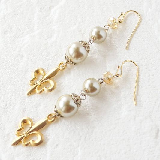 百合の紋章 フレア パール ピアス ゴスロリ