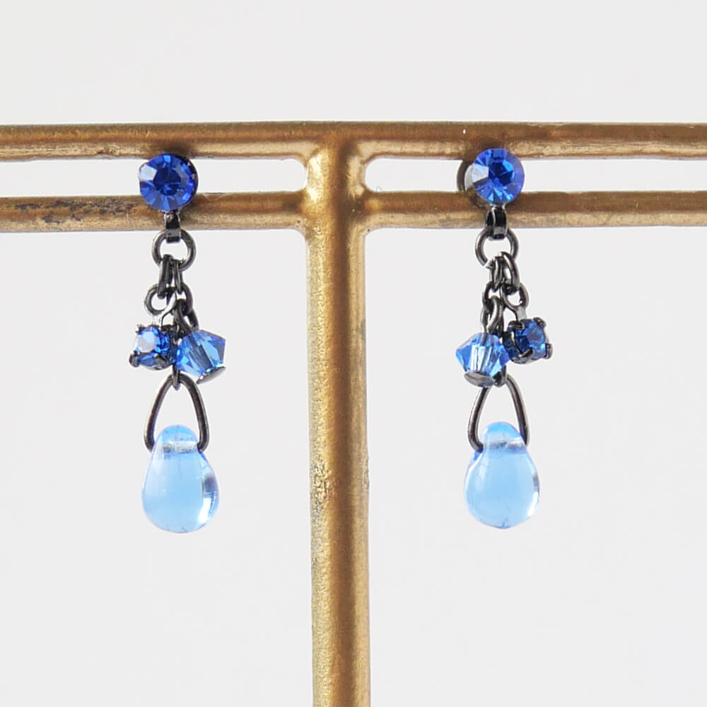 ピアス ブルー チェコガラスドロップ
