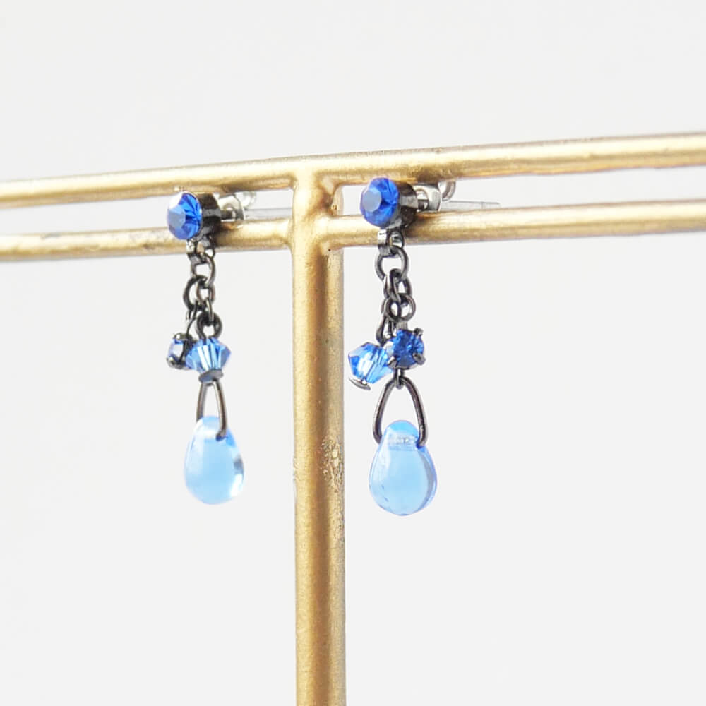 ピアス ブルー チェコガラスドロップ