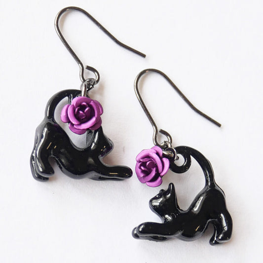 ピアス 黒猫 ブラックキャッツ 紫薔薇