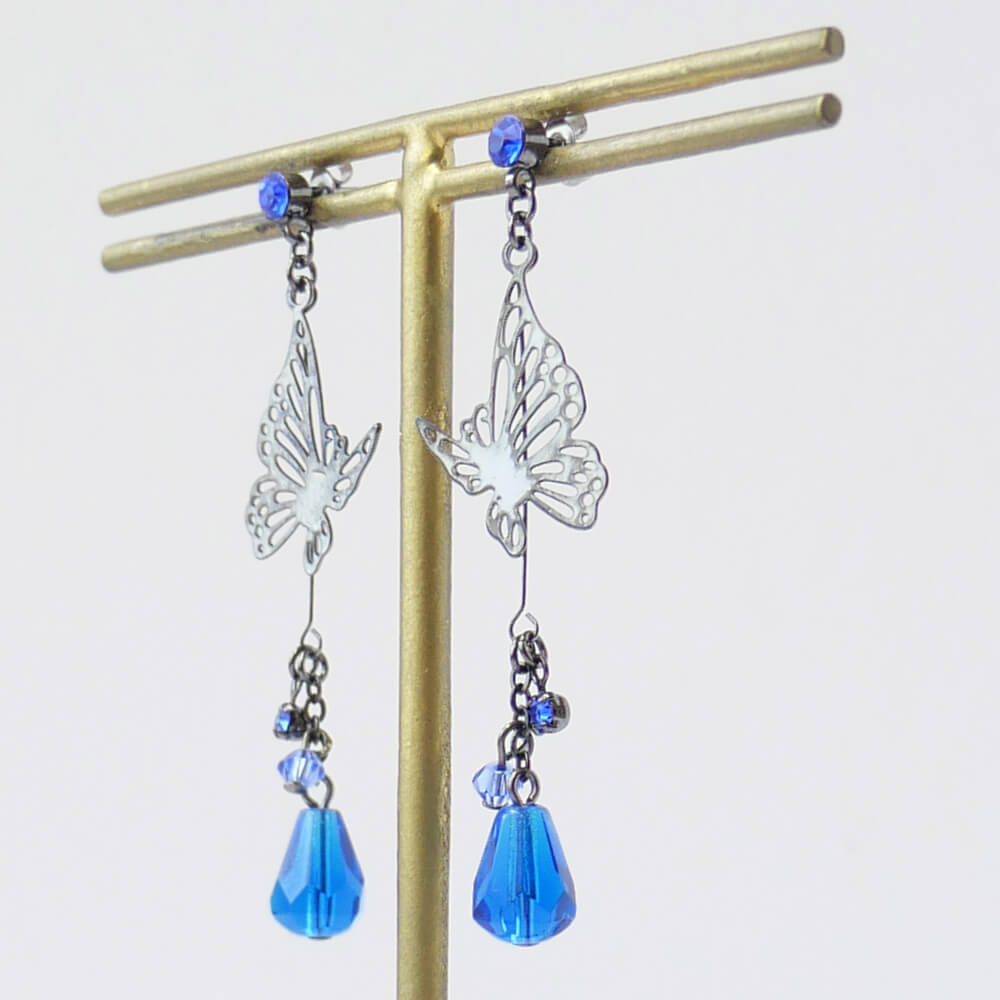 ゴスロリ ピアス ステンド蝶 バタフライ ブルードロップ