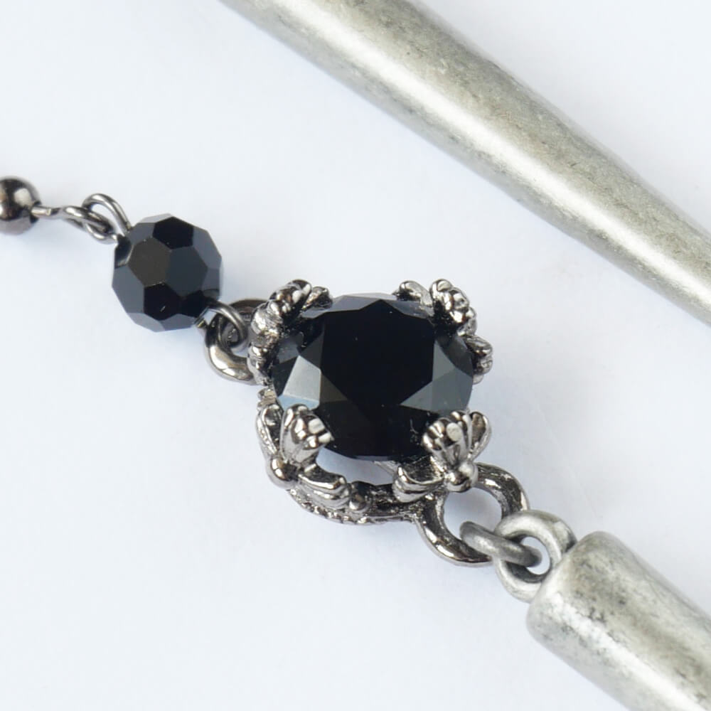 【ゴシック パンク】ブラックストーン ロングスタッズ ピアス 10cm 十字架 石座 ハンドメイド