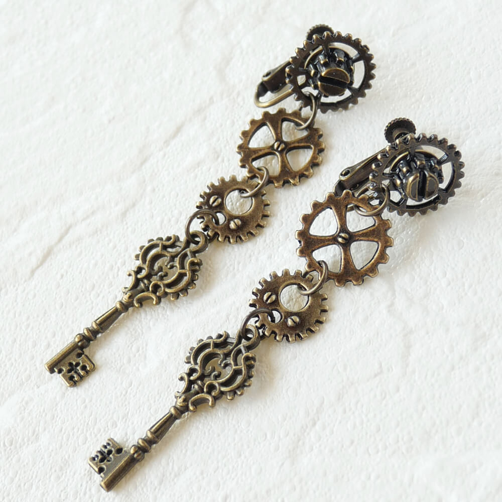 【steampunk】歯車スチームパンク 鍵イヤリング