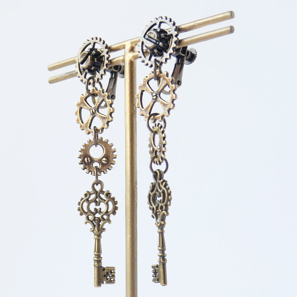 【steampunk】歯車スチームパンク 鍵イヤリング
