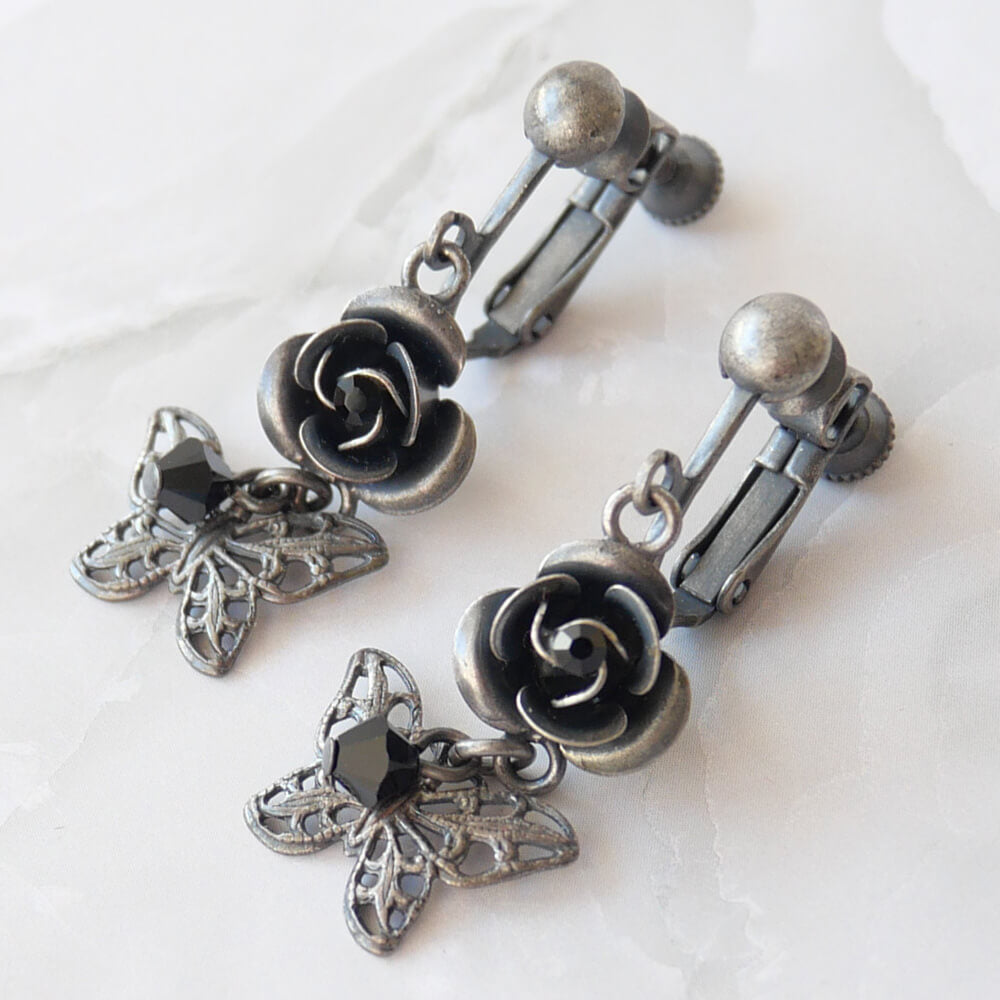 銀古美 薔薇 蝶 黒石 イヤリング