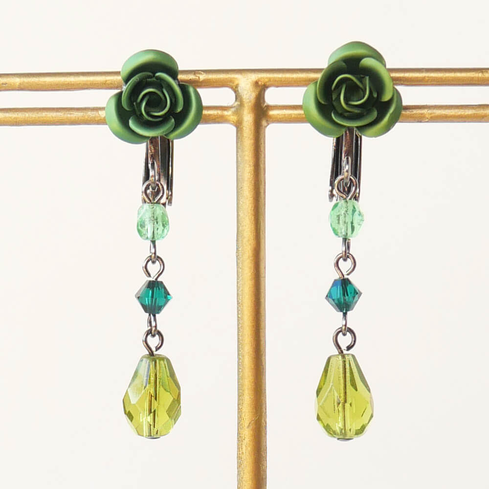 緑薔薇 グリーン ドロップ イヤリング
