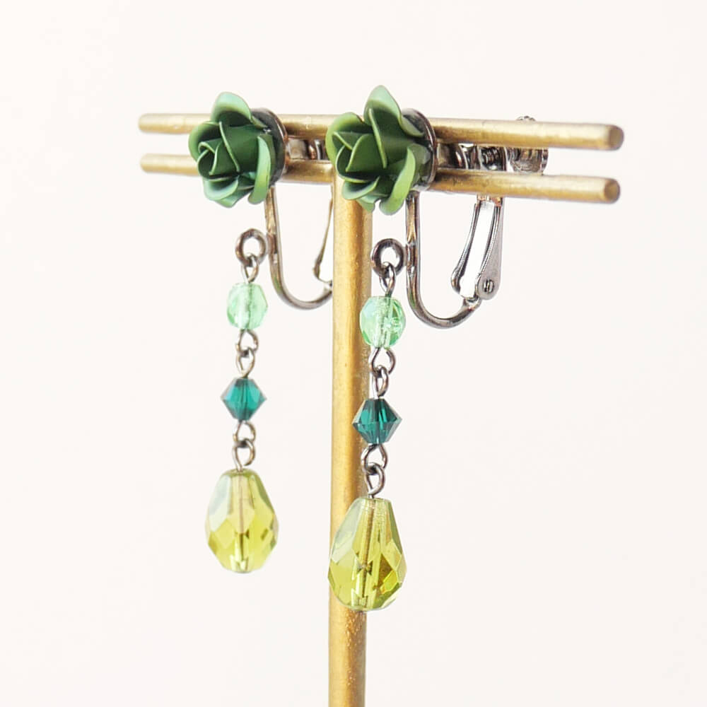 緑薔薇 グリーン ドロップ イヤリング
