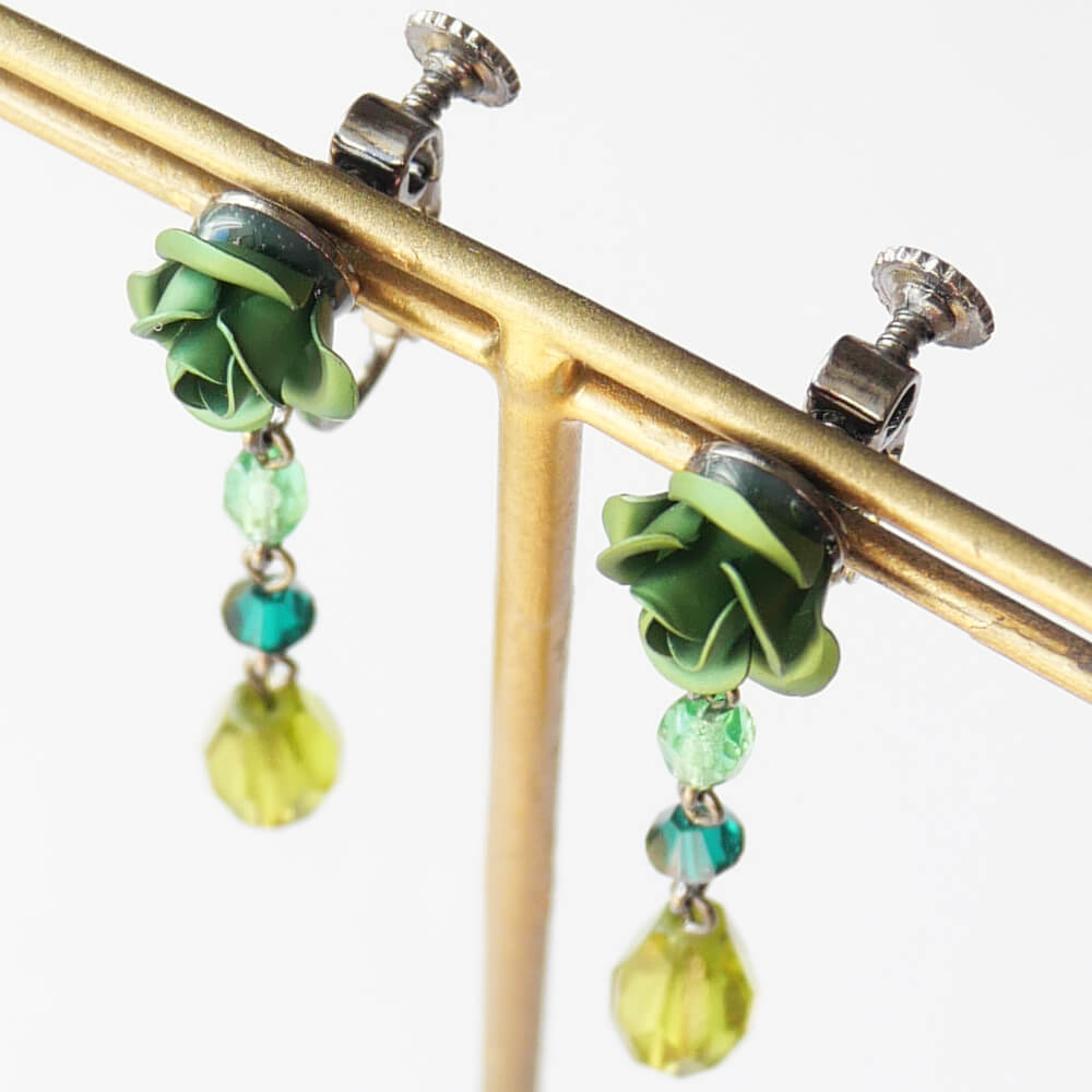 緑薔薇 グリーン ドロップ イヤリング