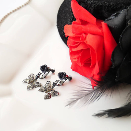 控えめゴスロリ イヤリング 薔薇 蝶 小さめ