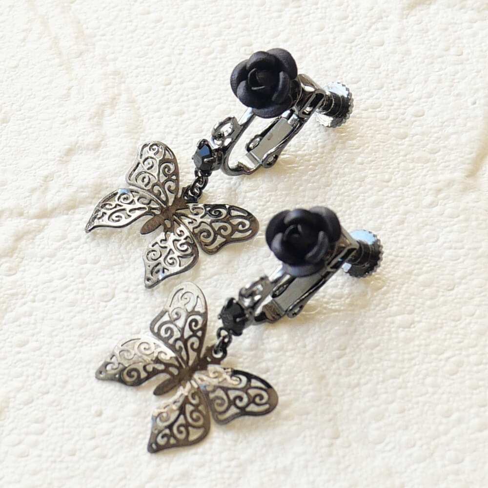 控えめゴスロリ イヤリング 薔薇 蝶 小さめ