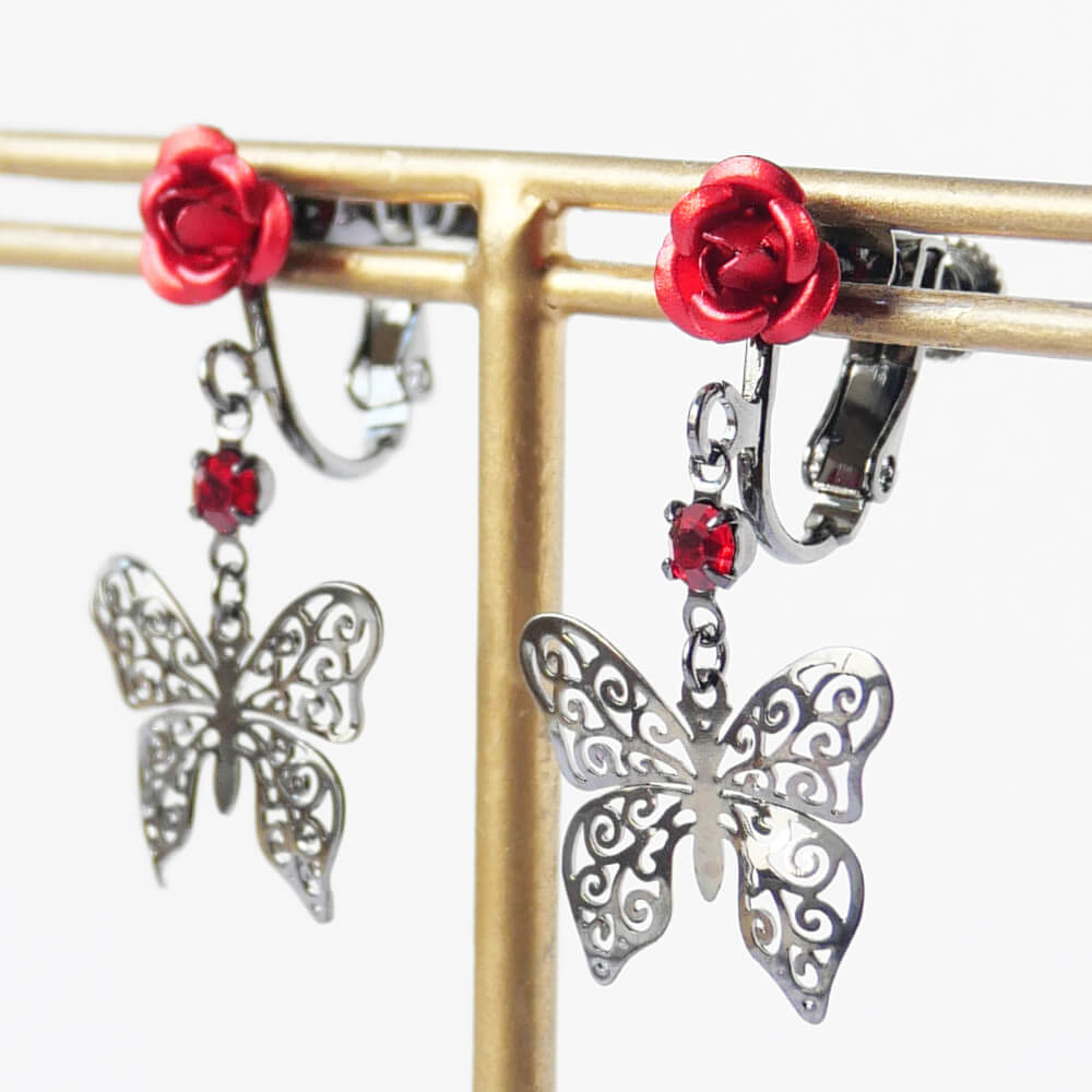 控えめゴスロリ イヤリング 薔薇 蝶 小さめ