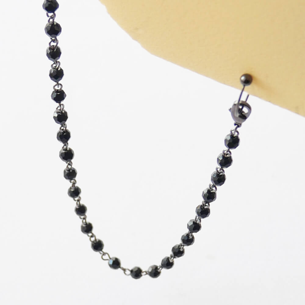 Fake Lip Piercing Earcuff & Black Cut Chain