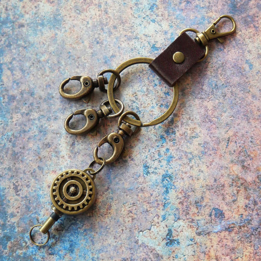 【steampunk】歯車 スチームパンク リール キーホルダー 伸びる ワイヤー