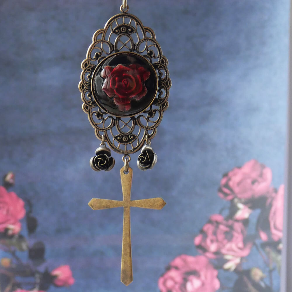 深紅の祈り ゴスロリ ネックレス 赤薔薇 十字架 ロングペンダント アンティークゴールド レディース