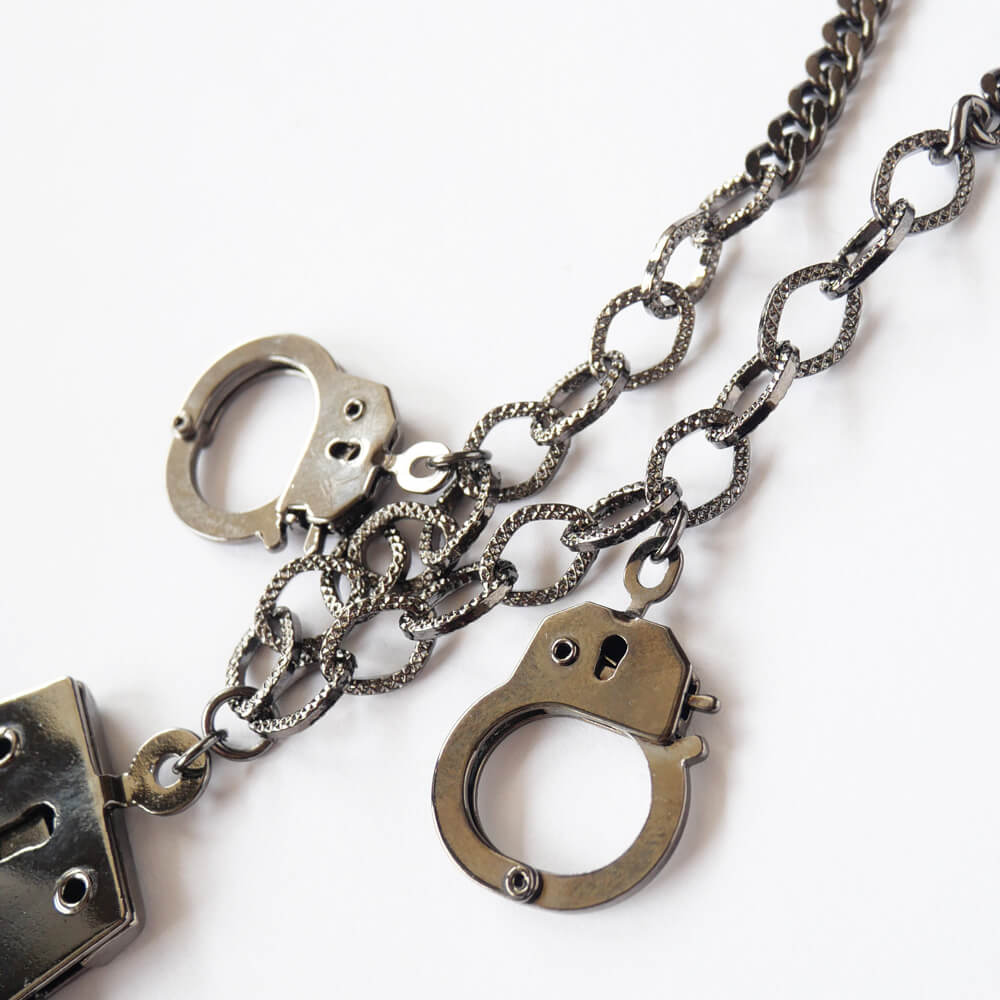 PUNK REMAKE BIG Handcuff Necklace