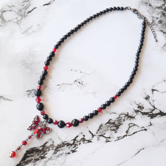 カラー ストーン 蝶 ガンメタ 黒玉 ブラック ボール ネックレス