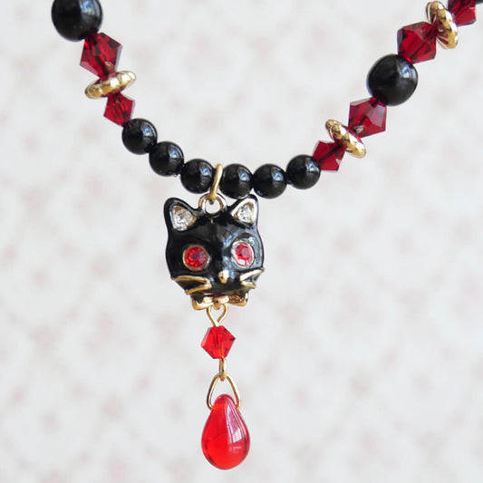 ロリータ ネックレス 黒猫 白猫 キャット レディース ゴスロリ 姫系 可愛い 赤い目 アンティーク調 ペンダント