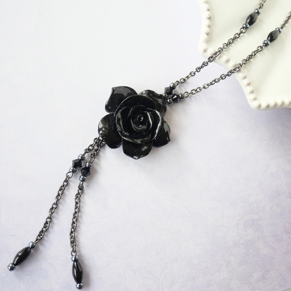 ゴスロリ ネックレス 黒薔薇 ブラックローズ 蝶 ガンメタ ゴシック ロング レディース