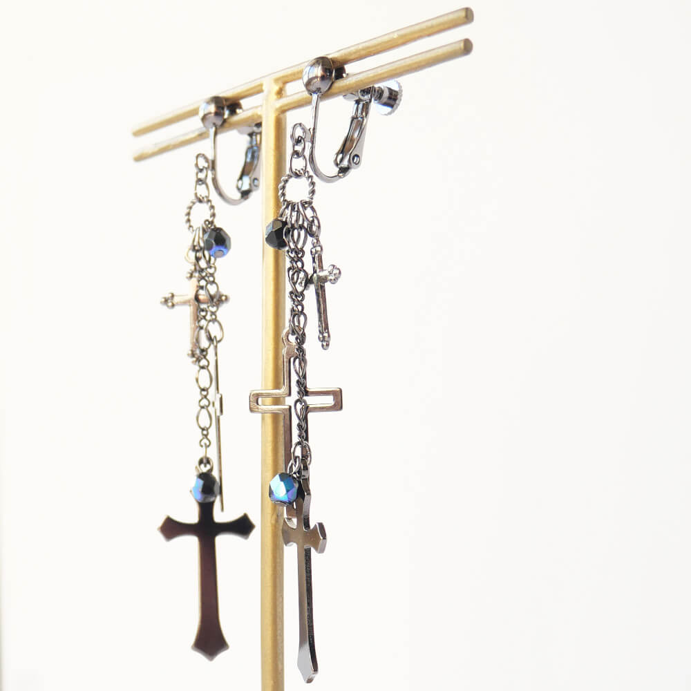 ゴシック十字架　ゴスクロス イヤリング