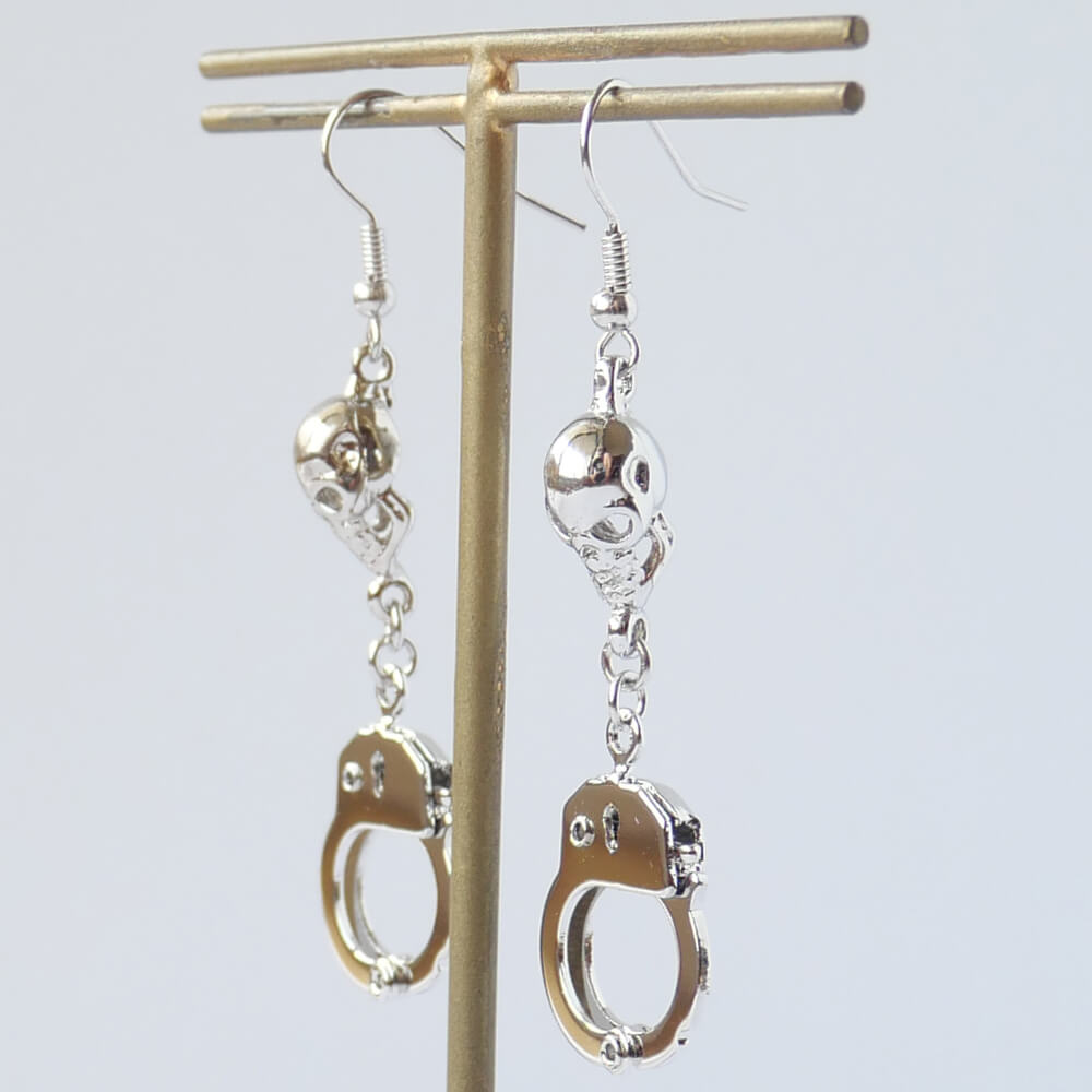髑髏 手錠 パンク ピアス シルバーカラー