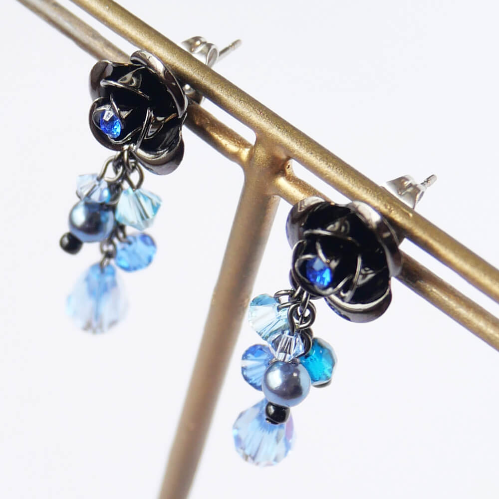 ブルー 青薔薇 ピアス ローズ パール クリスタル ゴシック ゴスロリ アクセサリー