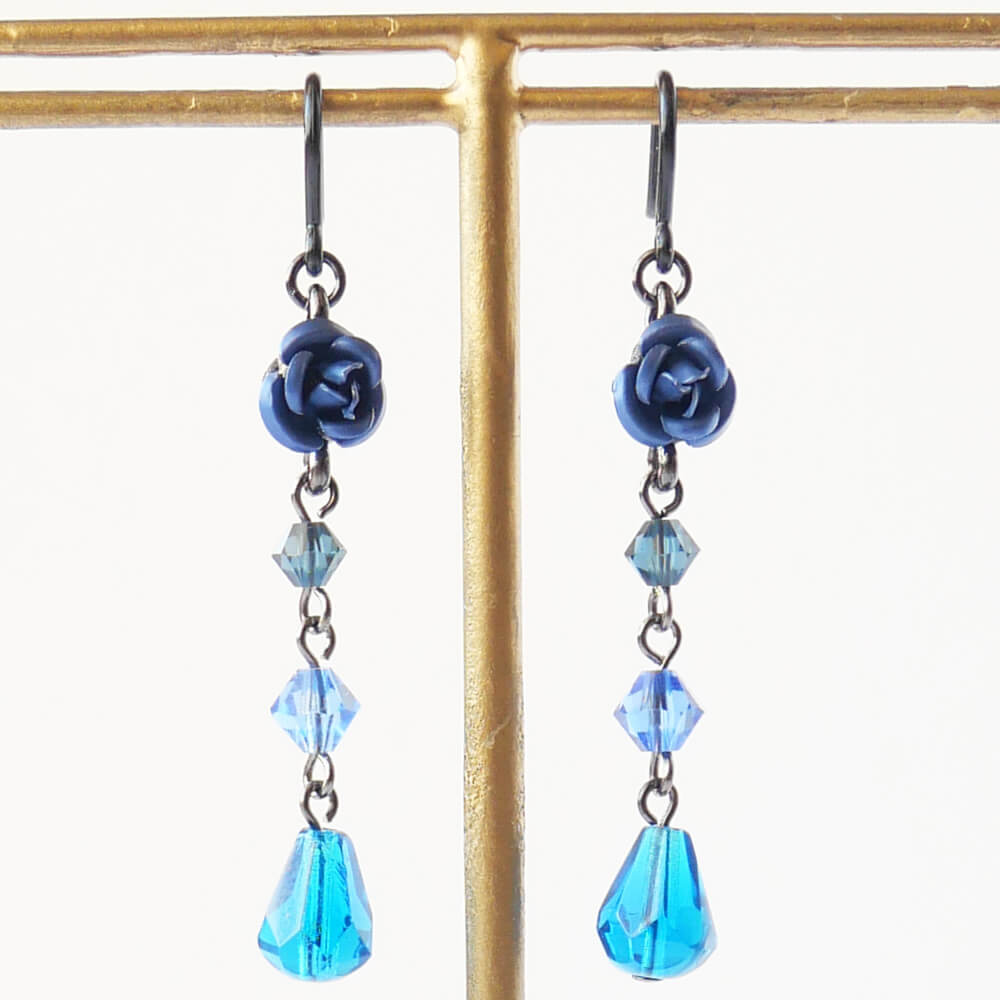 樹脂ピアス 薔薇 ミニ ドロップ