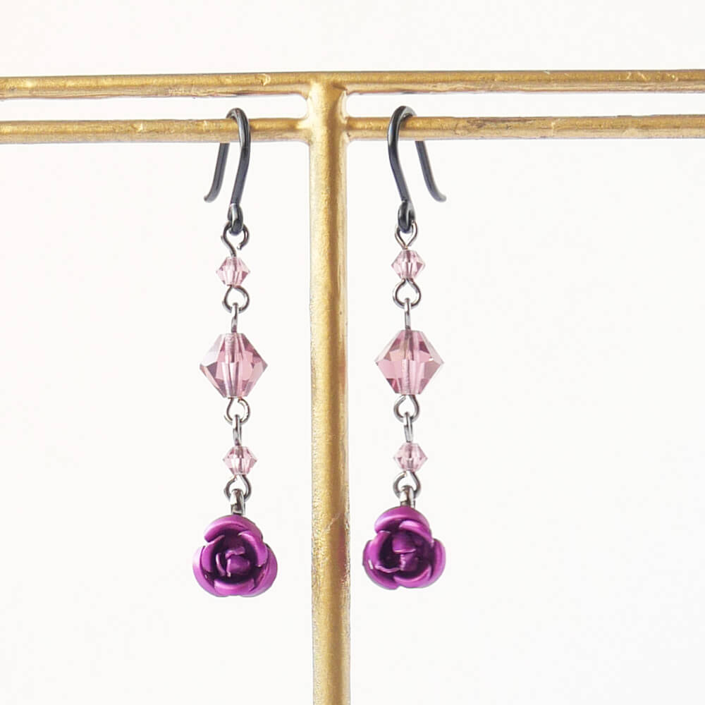 樹脂ピアス ミニ カットガラス 薔薇